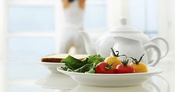 tomateak belarrekin Dukan dietan